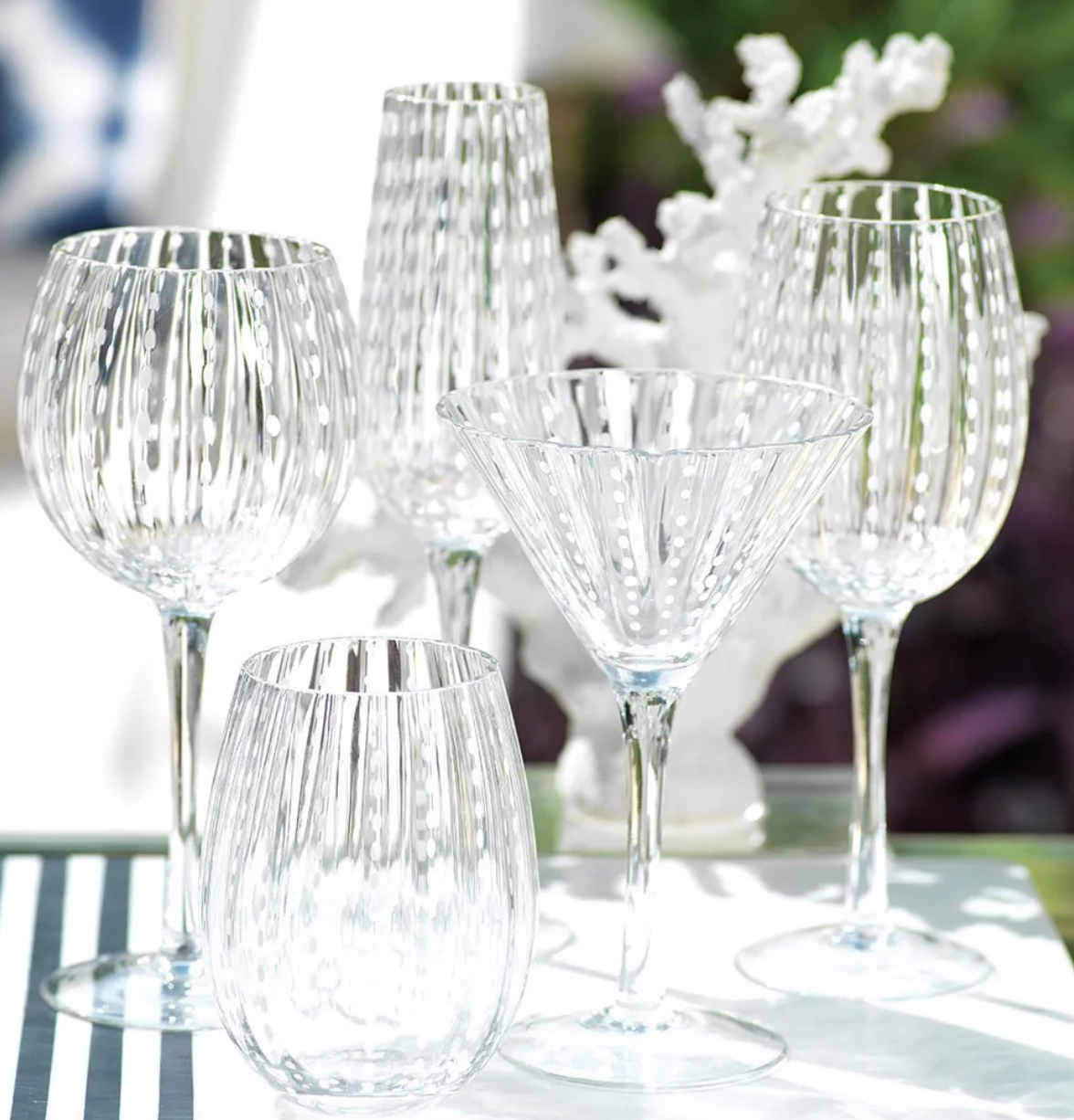 White Dots Wine Glass