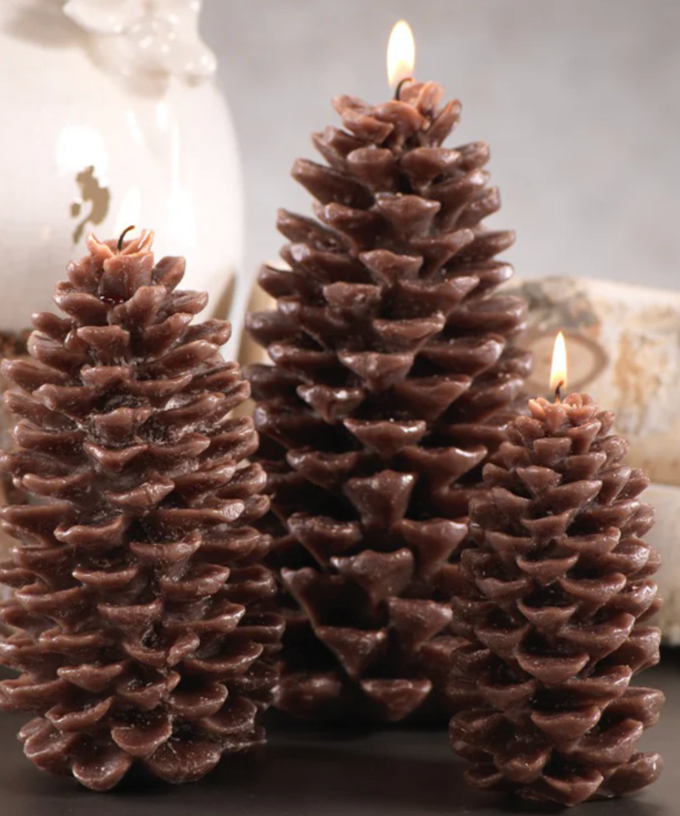 Pine Cone Candle