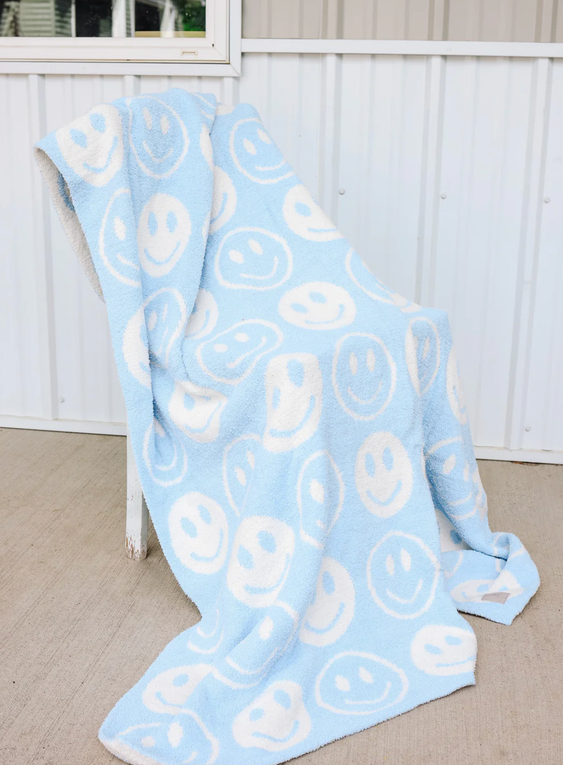 Happy Face Blanket (Blue)