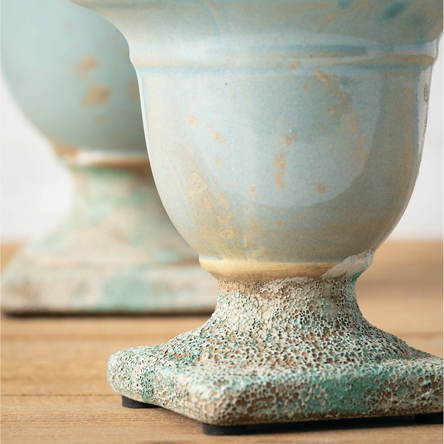 AQUA BLUE URN POT