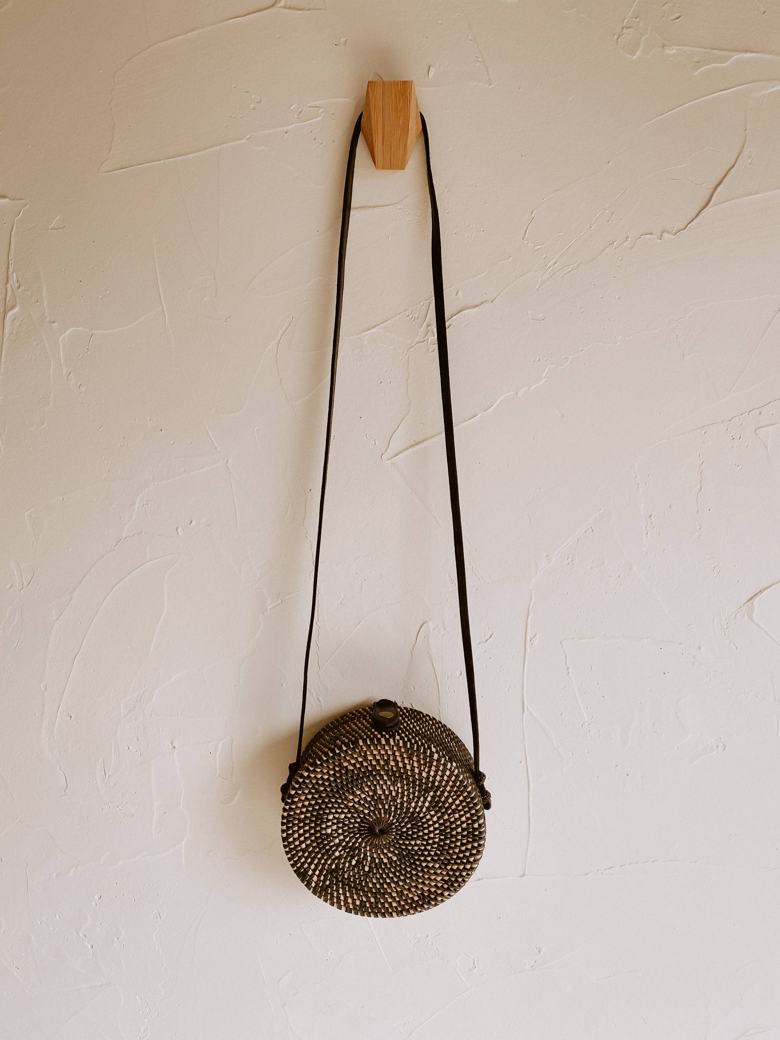 Round Rattan Purse